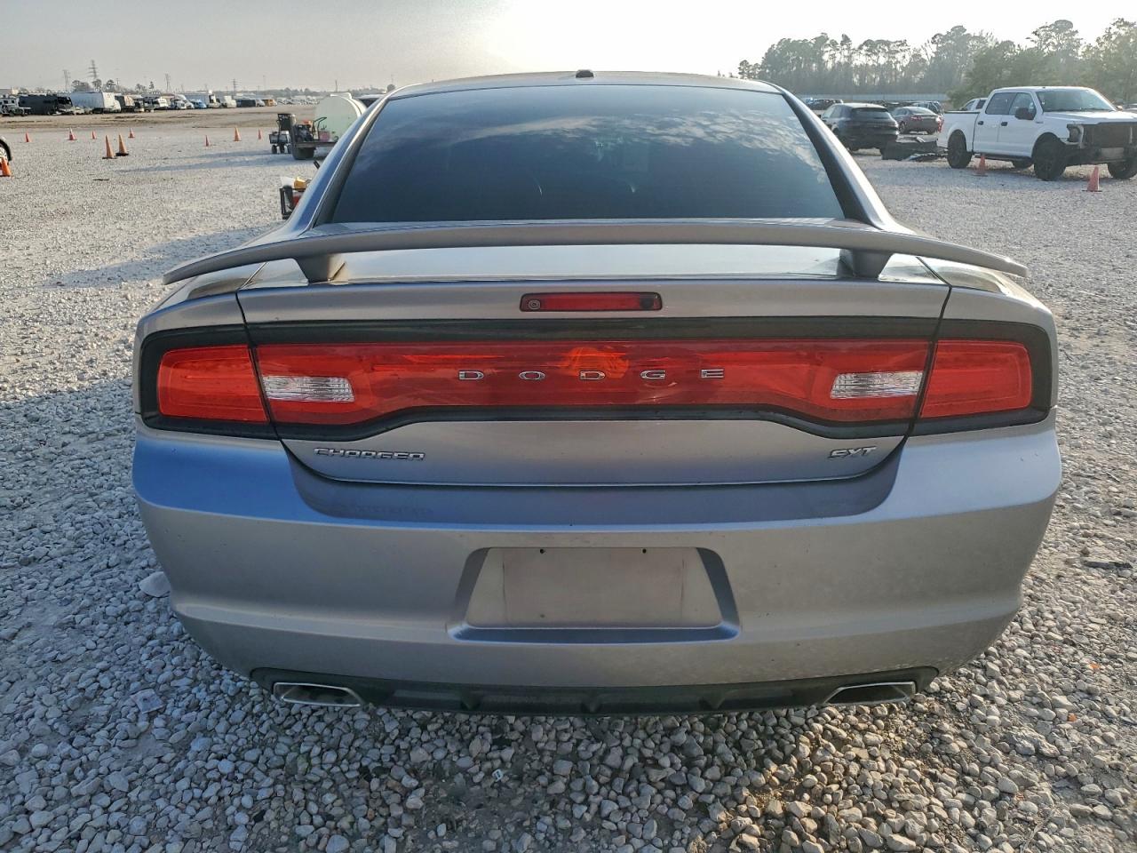 Dodge Charger Sxt Image 2