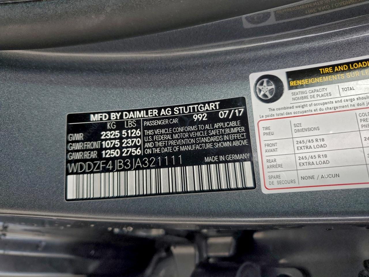 Mercedes-Benz E-Class 300 Image 12