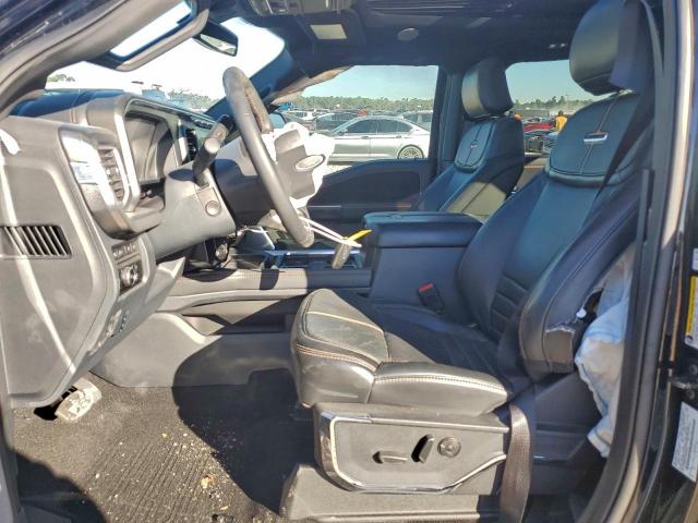 Ford F-250 Super Duty Image 11