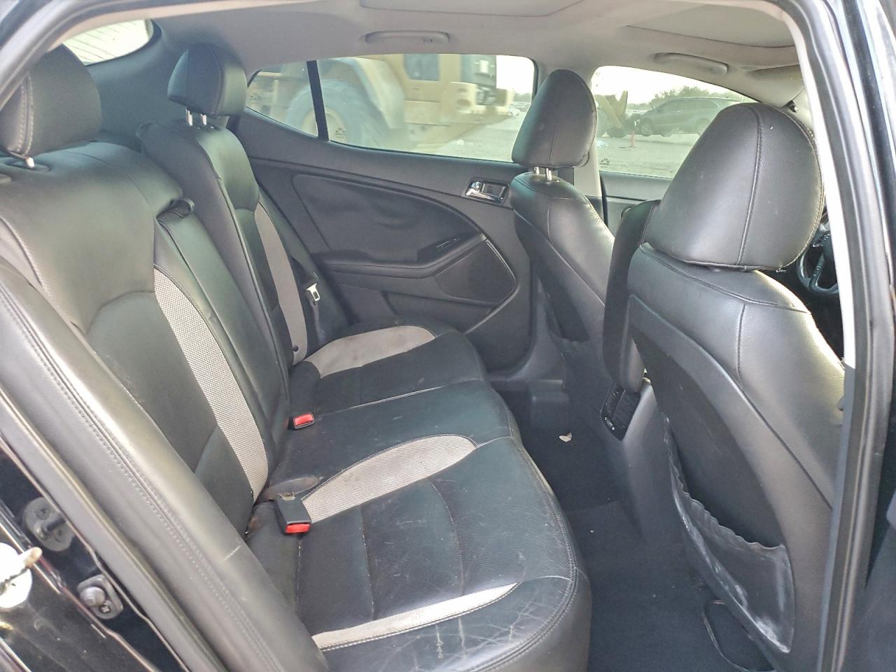 Kia Optima Sx Image 9