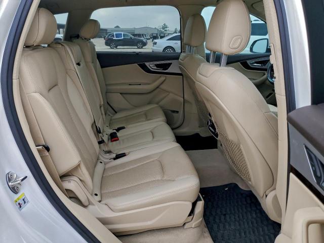 Audi Q7 Premium Plus Image 13