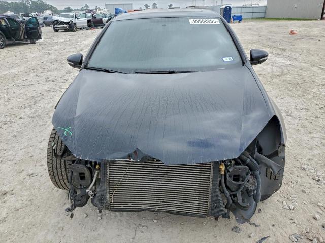 Volkswagen GTI Image 9