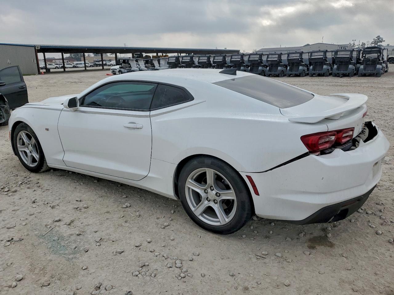 Chevrolet Camaro Ls Image 10