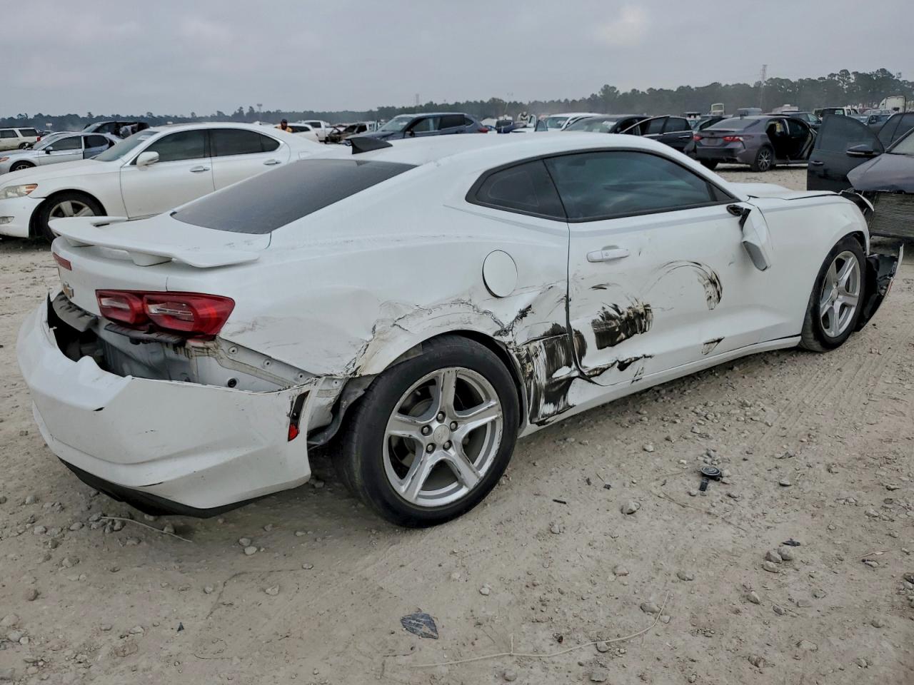 Chevrolet Camaro Ls Image 4