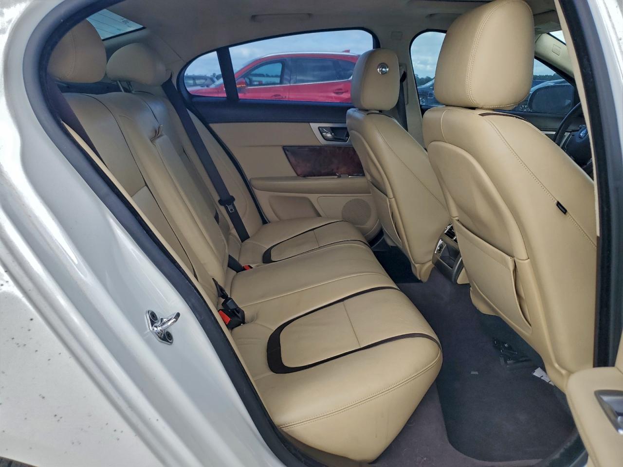 Jaguar XF 3.0 Sport Image 7