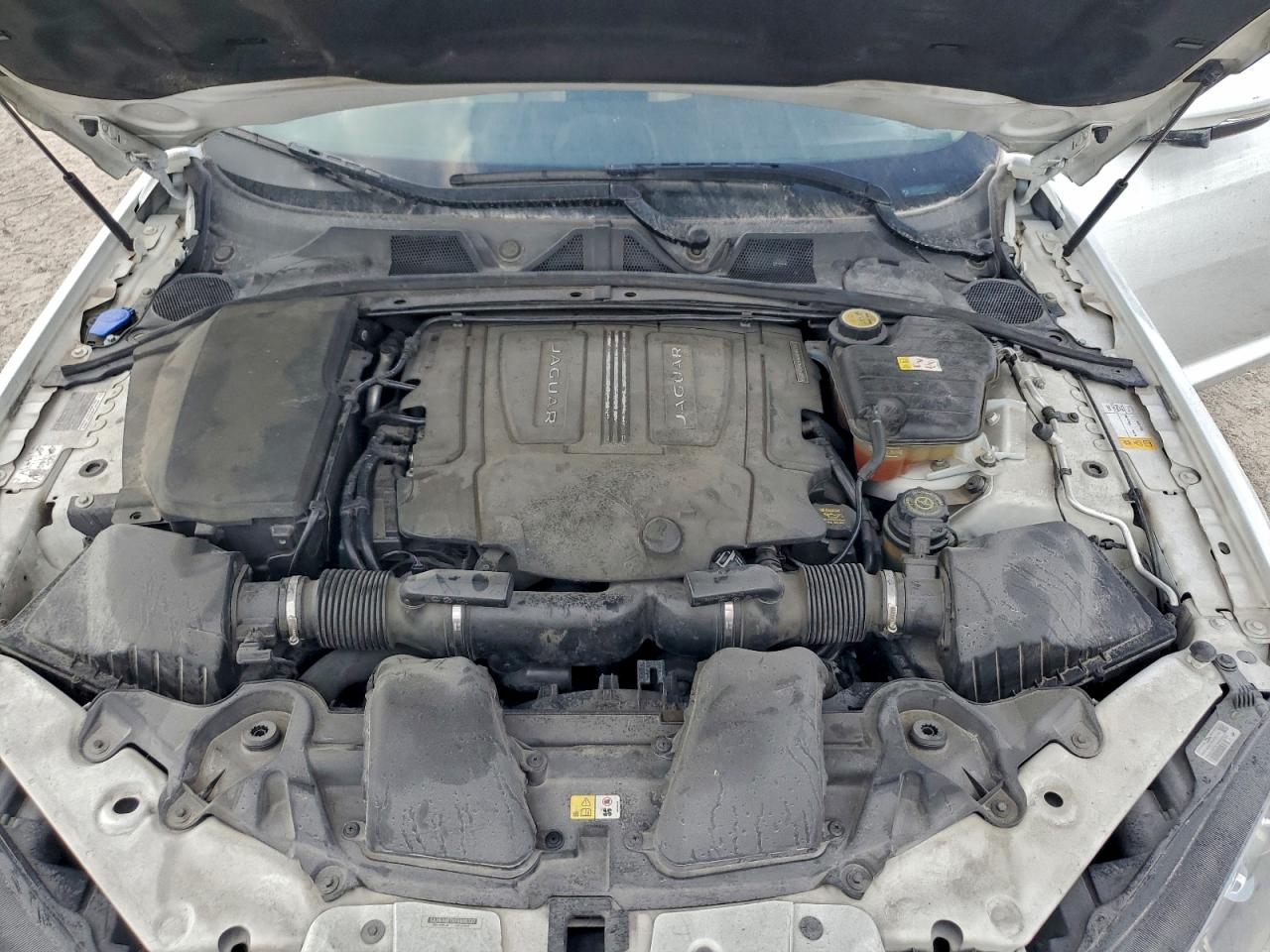 Jaguar XF 3.0 Sport Image 10