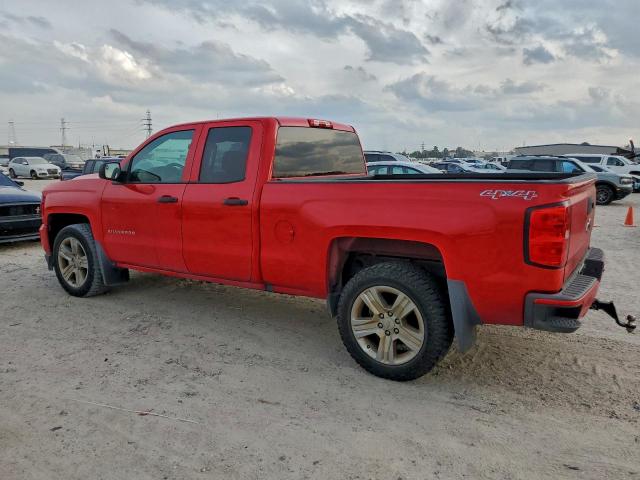 Chevrolet Silverado K1500 Custom Image 2
