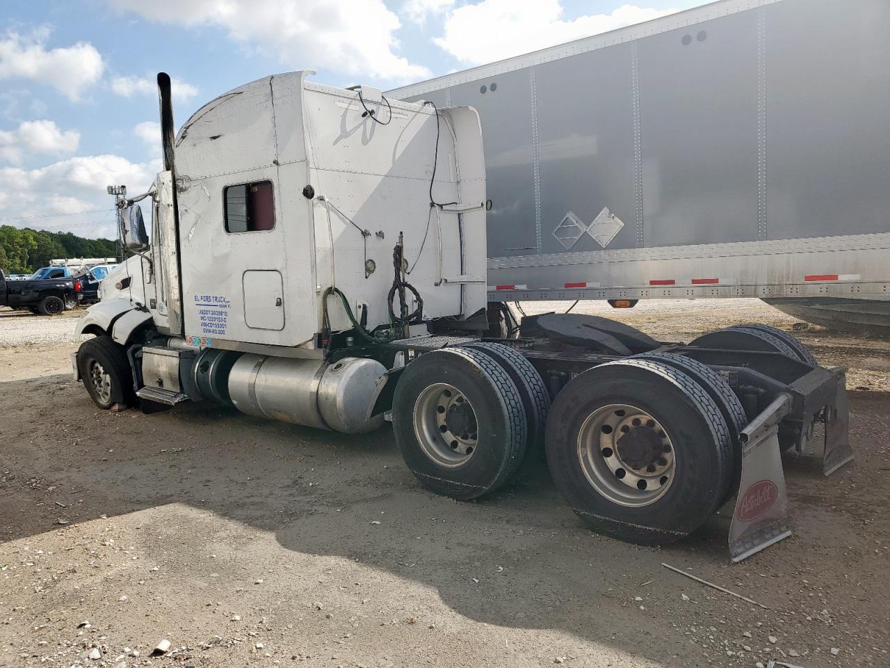 Peterbilt 386 Image 7