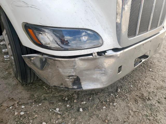 Peterbilt 386 Image 5