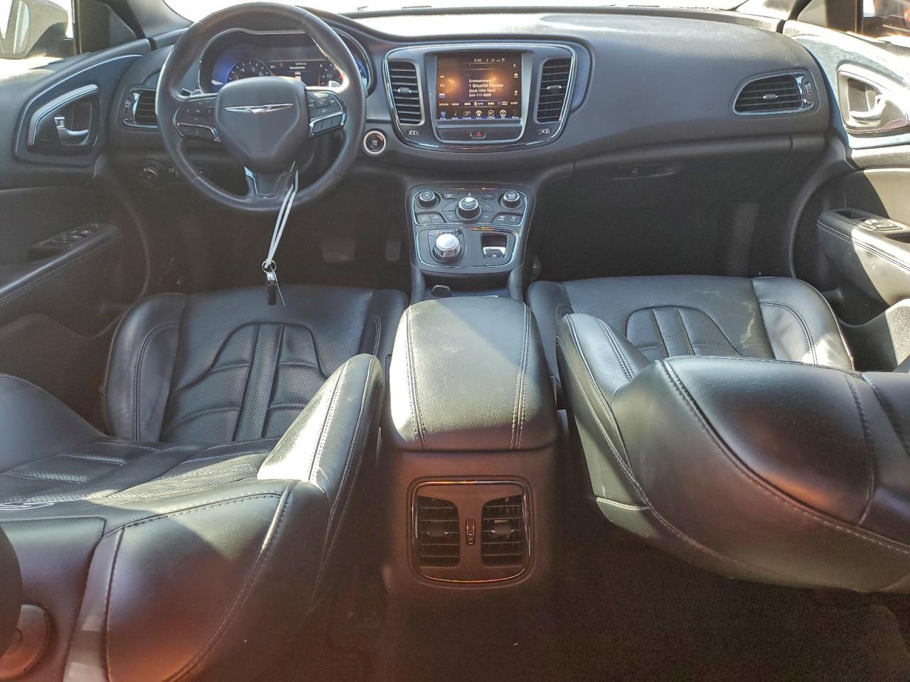 Chrysler 200 S Image 6