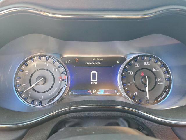 Chrysler 200 S Image 4