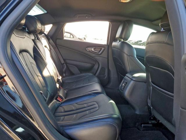 Chrysler 200 S Image 11