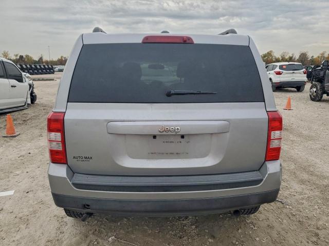 Jeep Patriot Sport Image 10