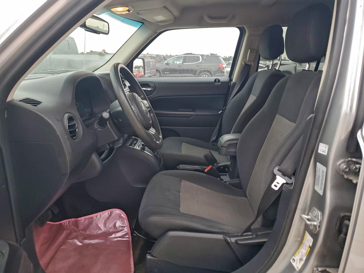 Jeep Patriot Sport Image 5