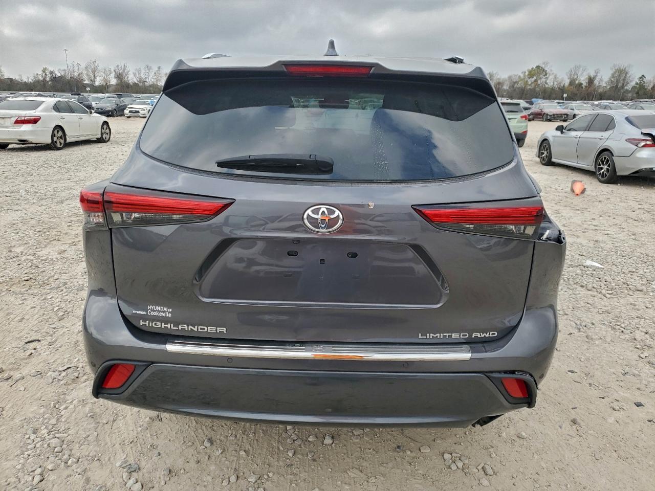 Toyota Highlander Limited Image 5