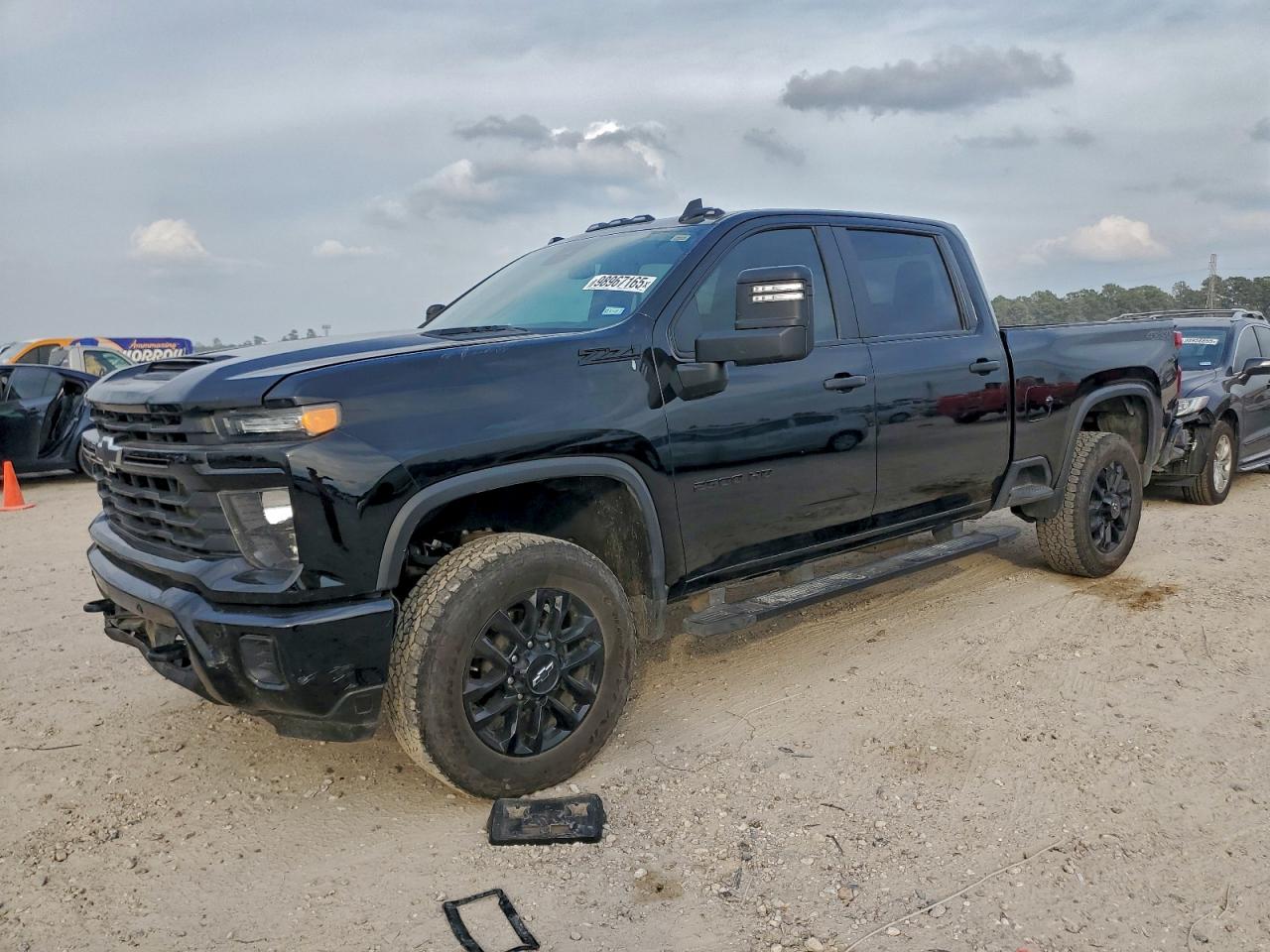 Chevrolet Silverado K2500 Custom Image 1