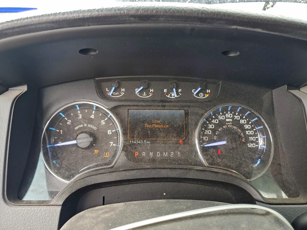 Ford F-150 Supercrew Image 8