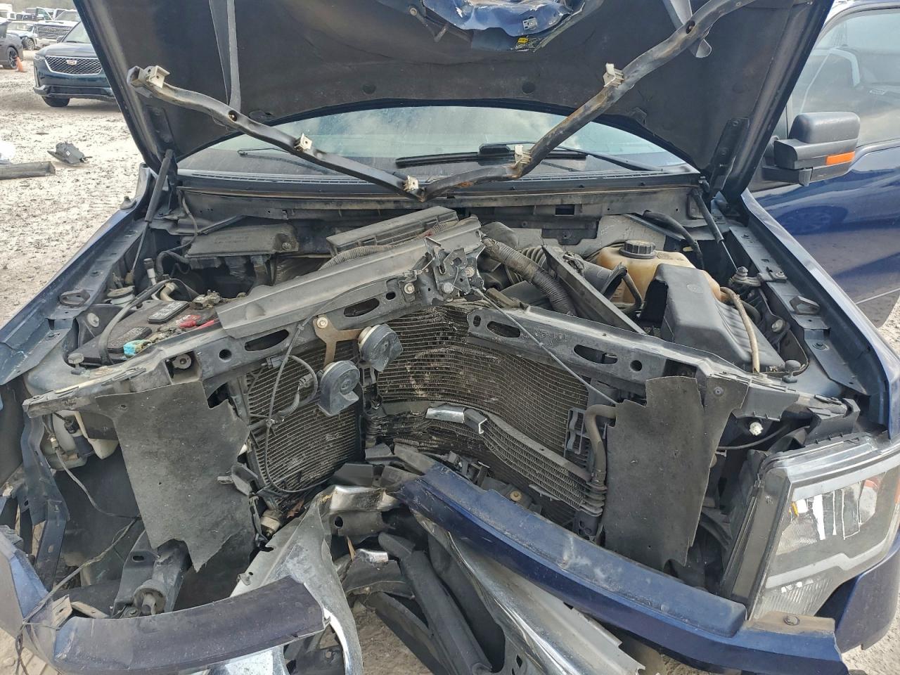 Ford F-150 Supercrew Image 3