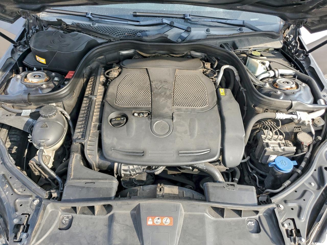 Mercedes-Benz E-Class 350 Image 10