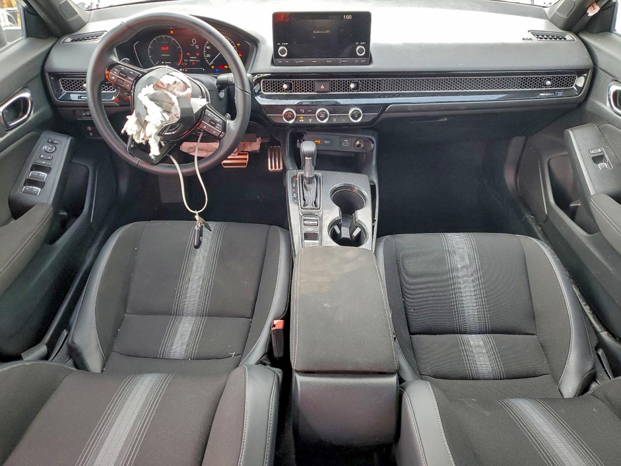 Honda Civic Sport Image 11