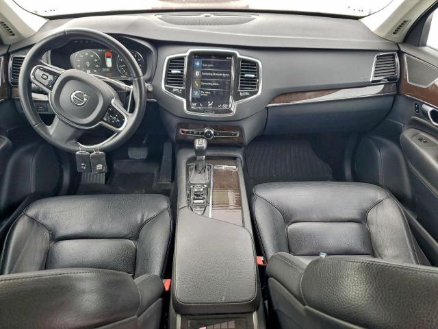 Volvo XC90 T6 Image 10