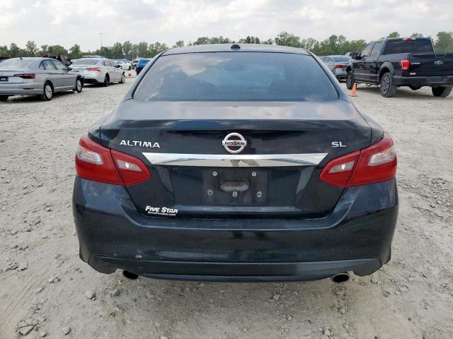 Nissan Altima 2.5 Image 2
