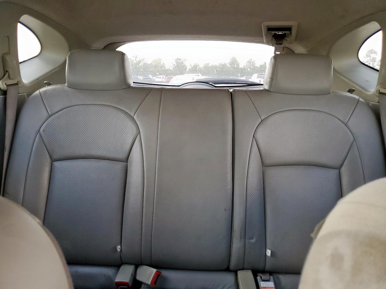 Nissan Rogue S Image 8