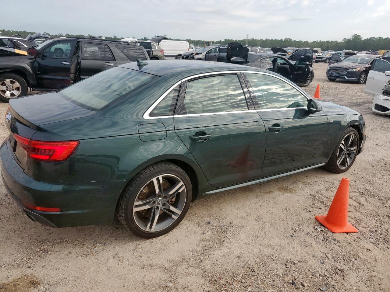 Audi A4 Premium Plus Image 9