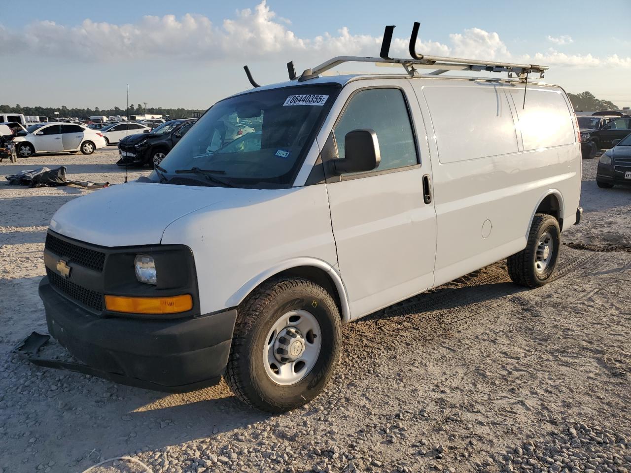 Chevrolet Express Image 1