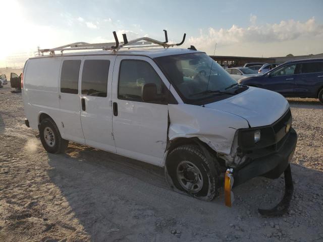 Chevrolet Express Image 13