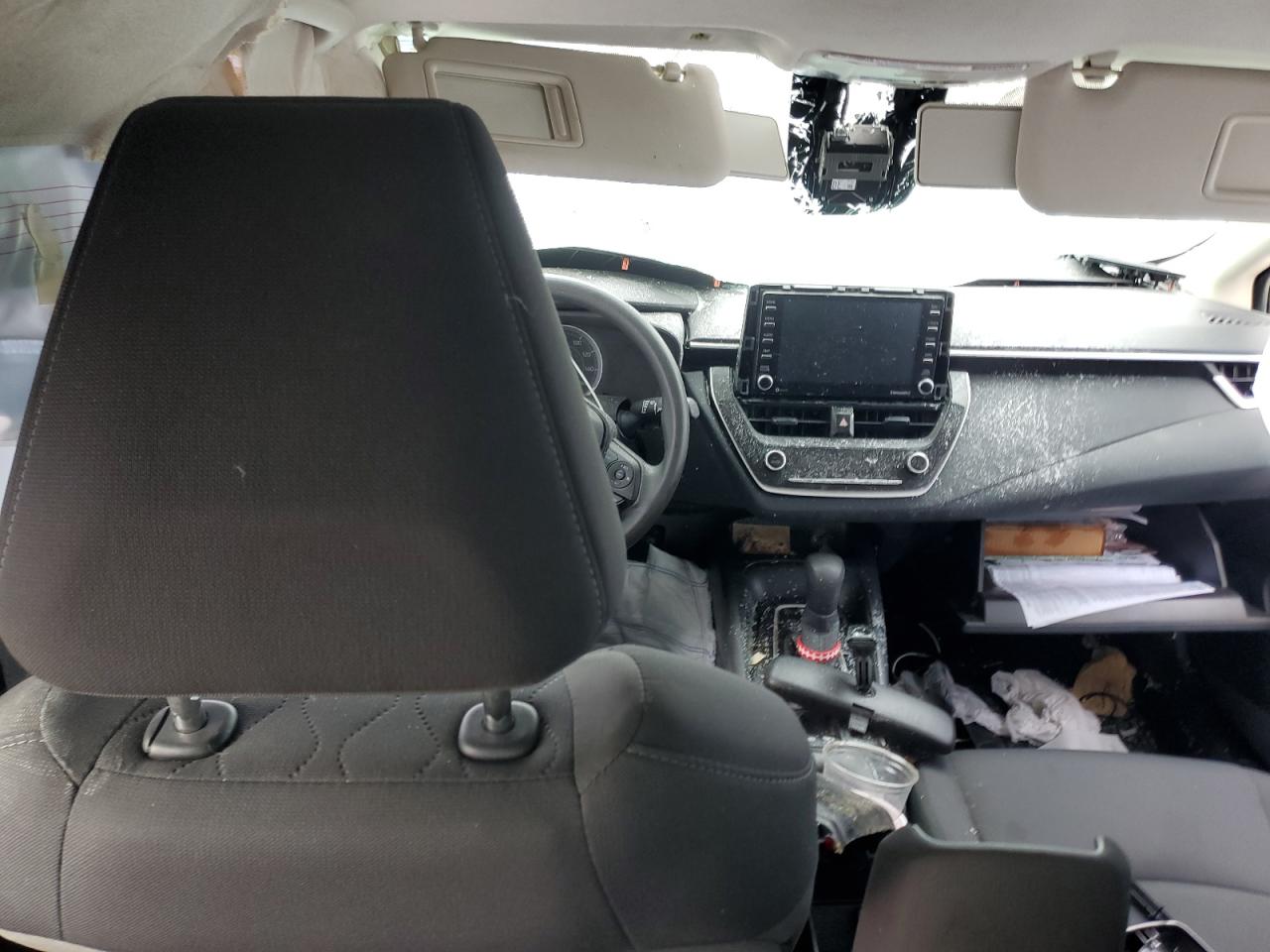 Toyota Corolla Le Image 12