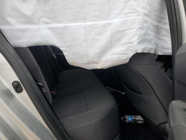 Toyota Corolla Le Image 9