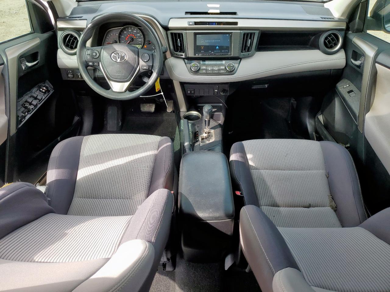 Toyota RAV4 Xle Image 6