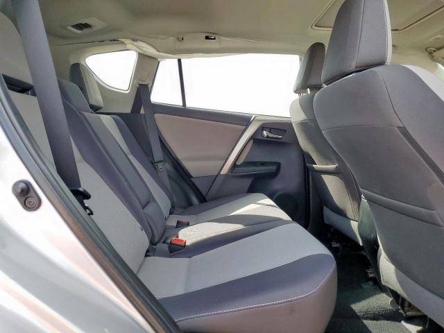 Toyota RAV4 Xle Image 10