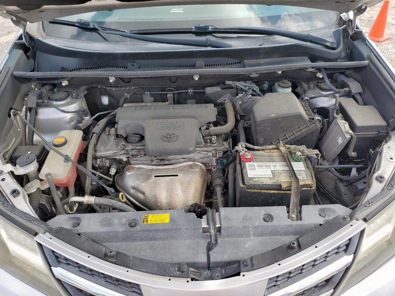 Toyota RAV4 Xle Image 12