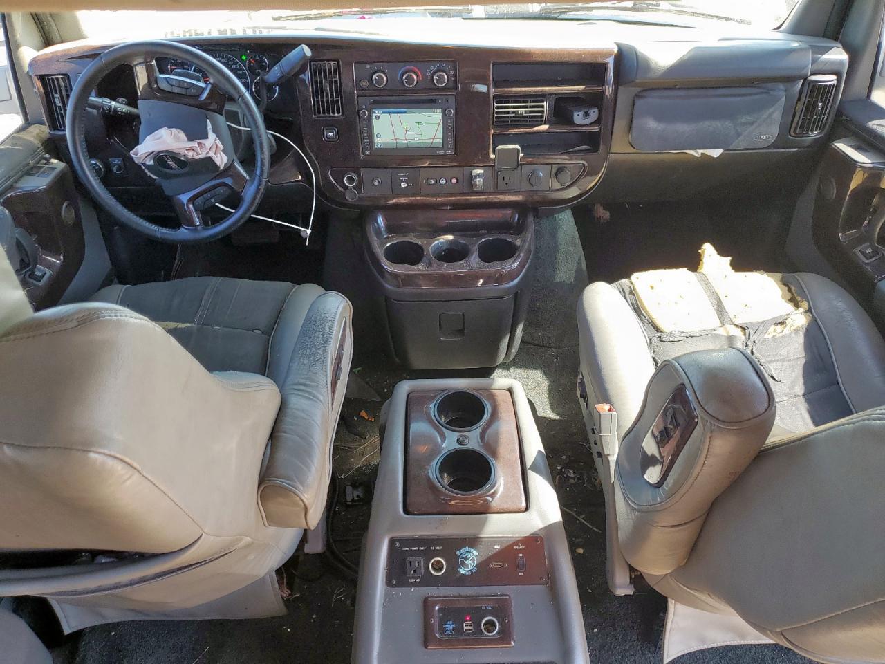 GMC Savana Rv G2500 3lt Image 2