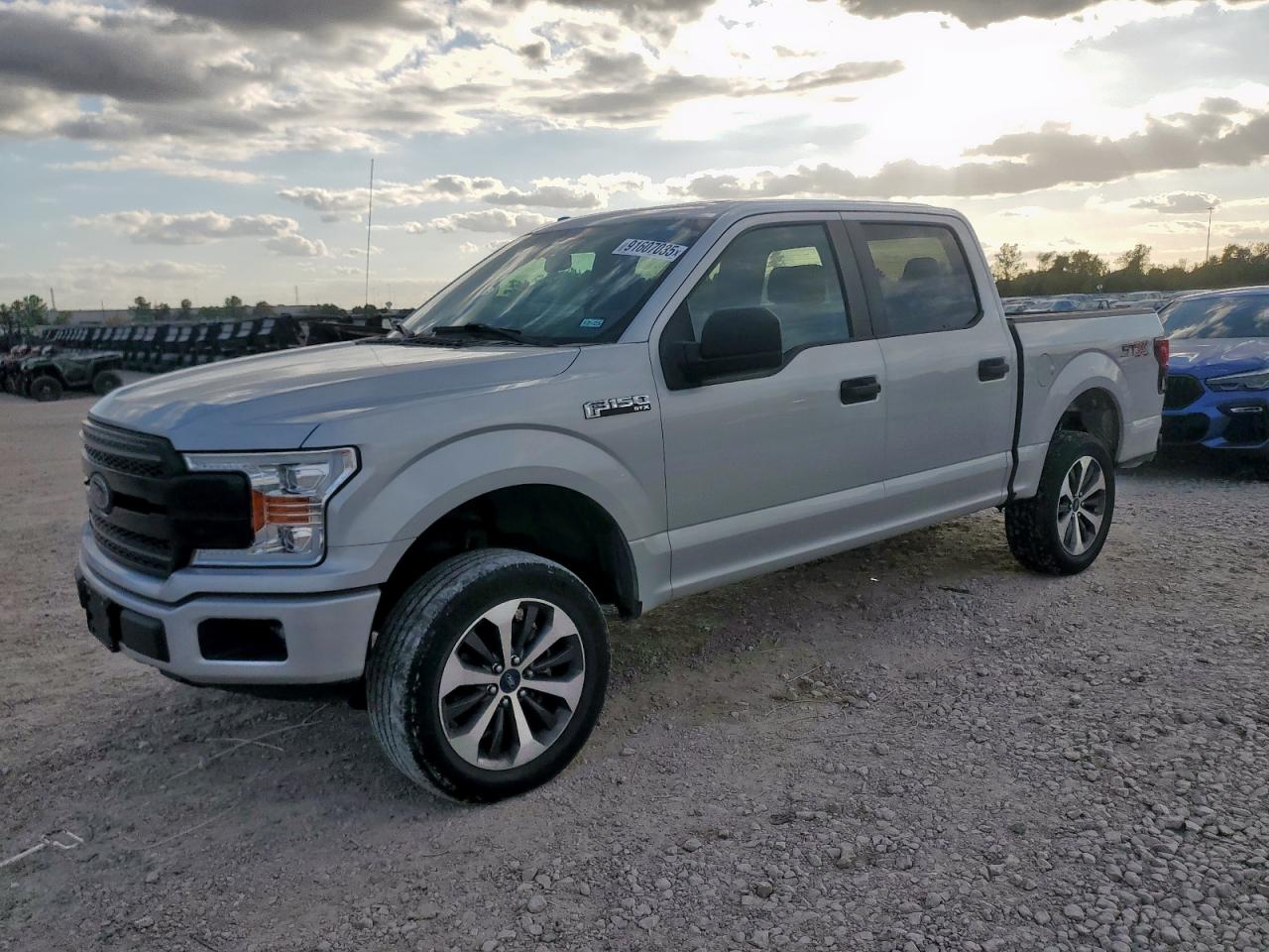Ford F-150 Supercrew Image 1