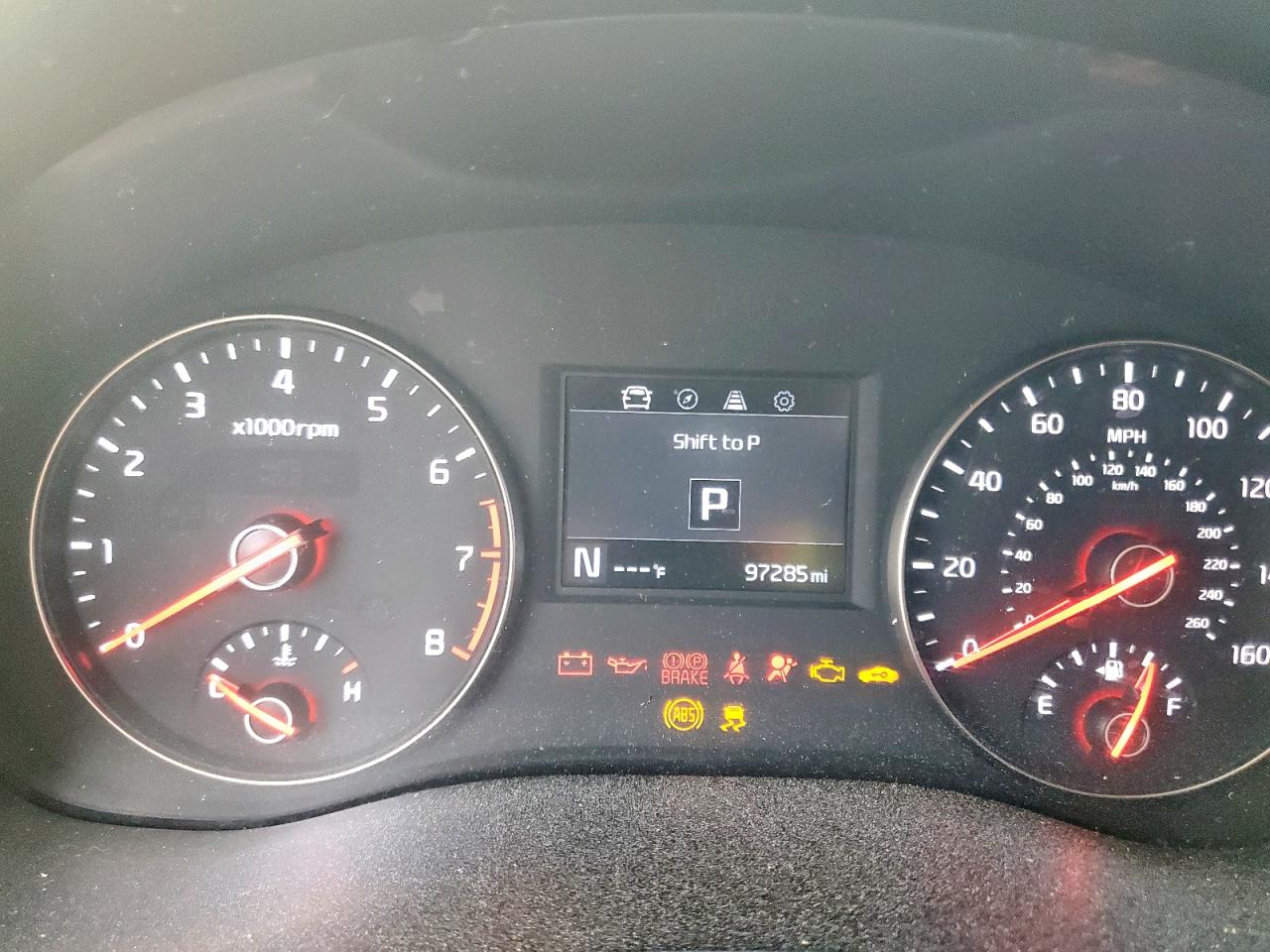 Kia Cadenza Premium Image 8