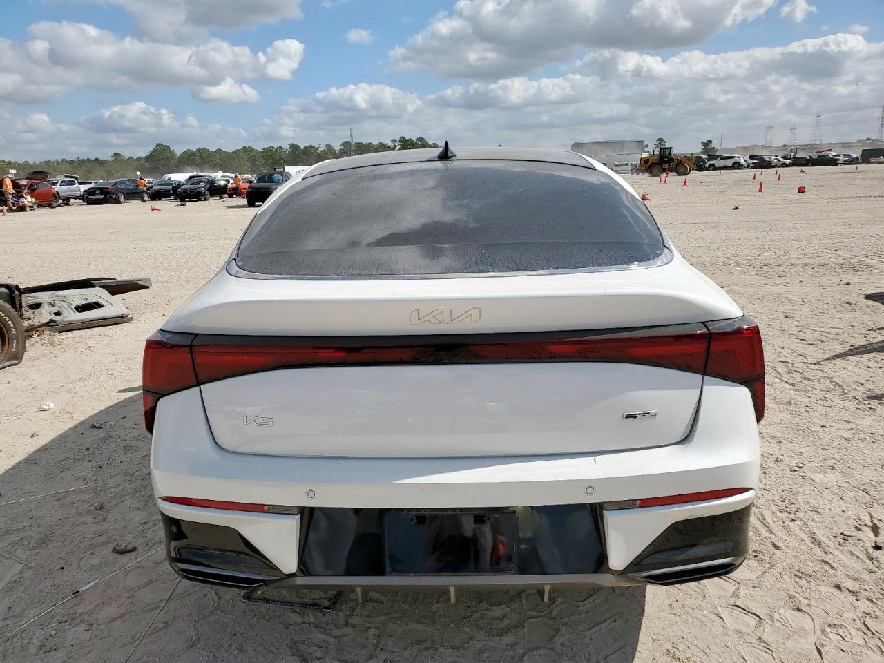 Kia K5 Gt Line Image 12