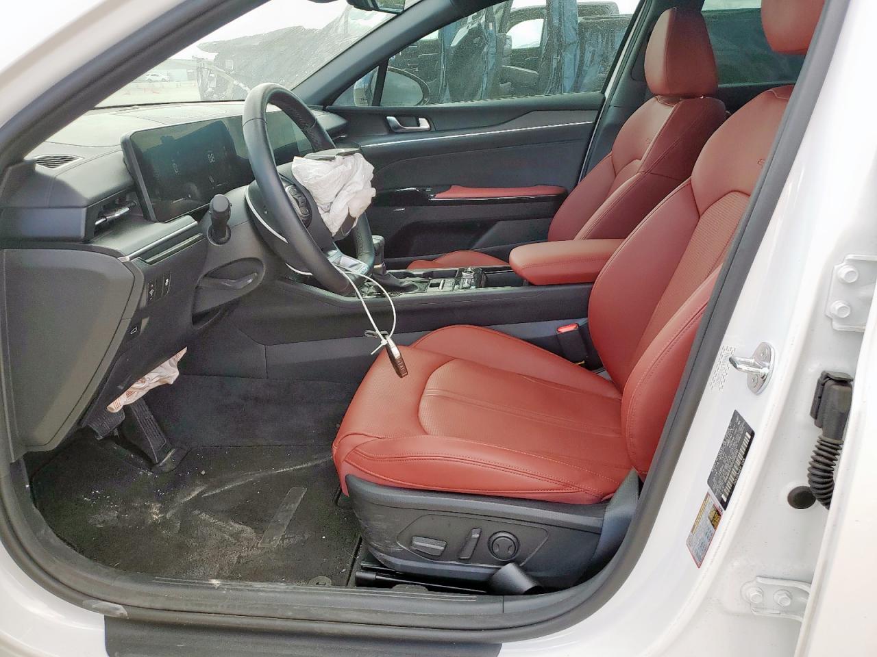 Kia K5 Gt Line Image 3