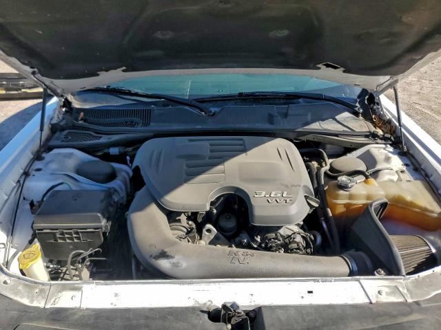 Dodge Challenger Sxt Image 11