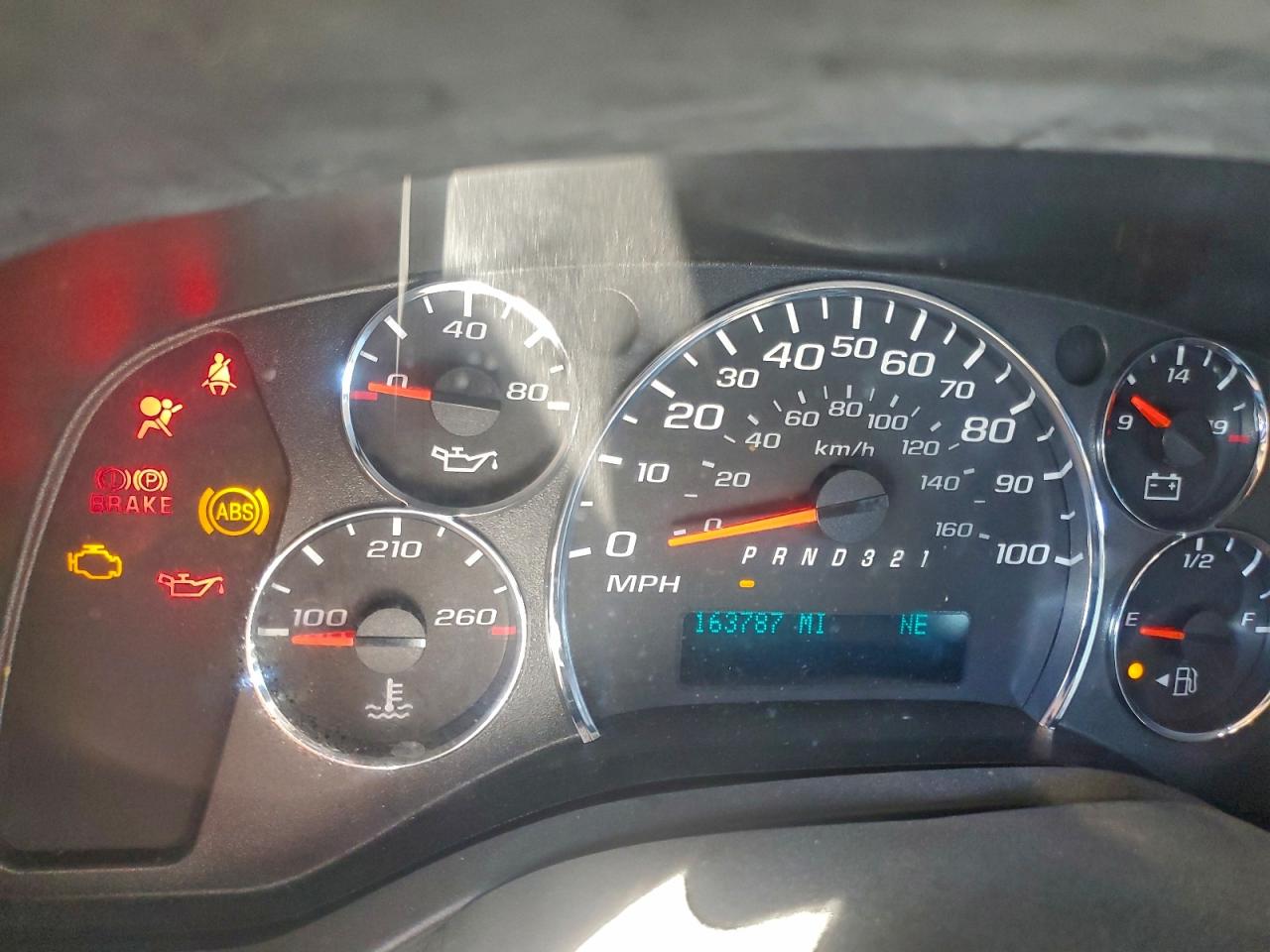 Chevrolet Express Image 13