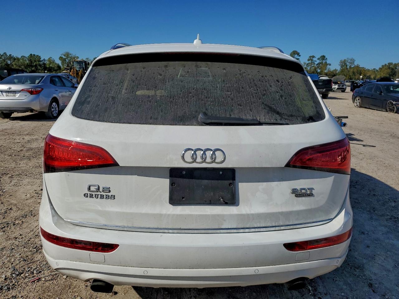 Audi Q5 Premium Plus Image 2