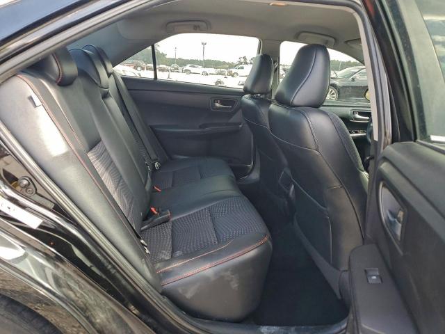 Toyota Camry Le Image 12