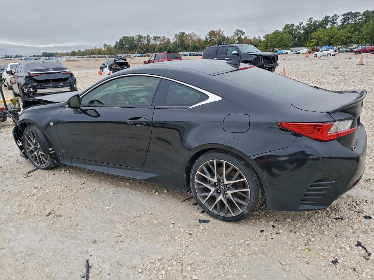 Lexus Rc 200t Image 6