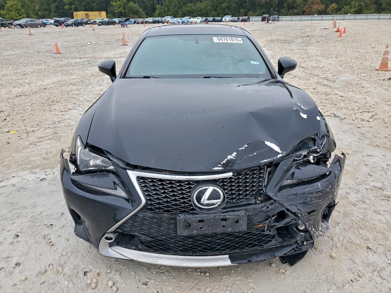 Lexus Rc 200t Image 2