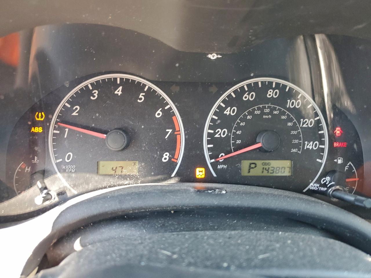 Toyota Corolla Base Image 3