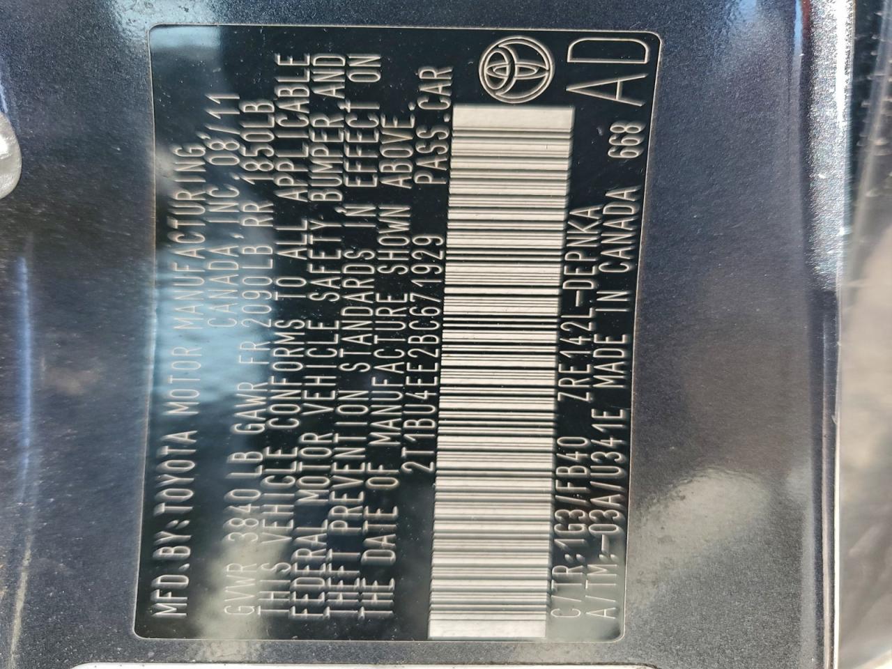 Toyota Corolla Base Image 10