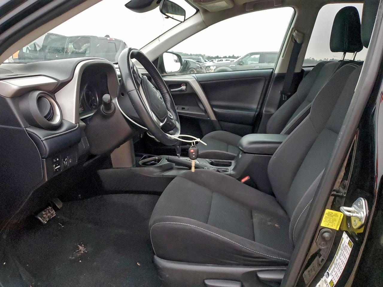 Toyota RAV4 Adventure Image 7