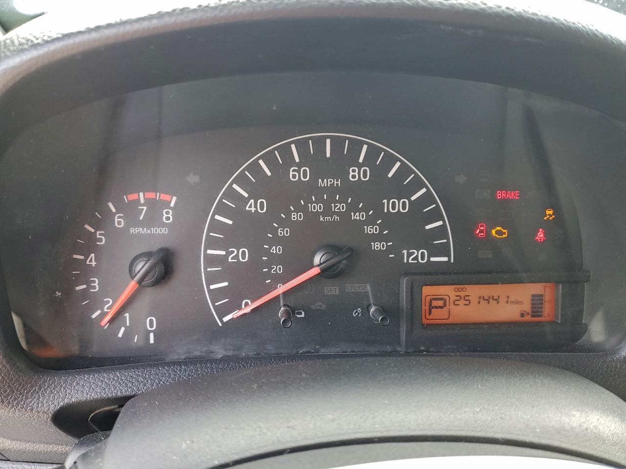 Nissan Nv 2.5s Image 7